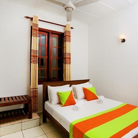 Citrus Cafe & Restaurant Hotel Kandy Eksteriør billede