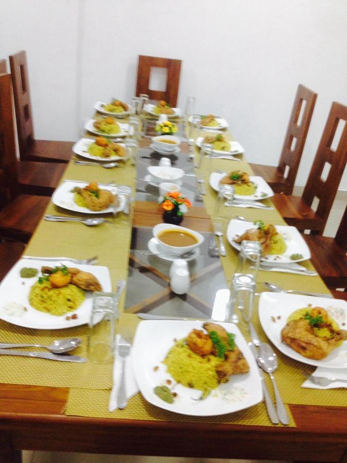 Citrus Cafe & Restaurant Hotel Kandy Eksteriør billede