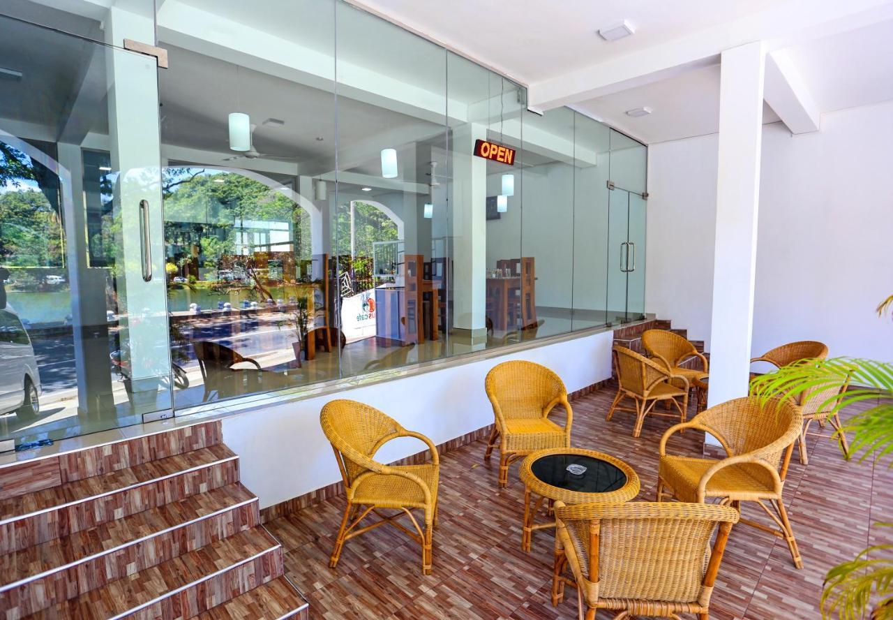 Citrus Cafe & Restaurant Hotel Kandy Eksteriør billede